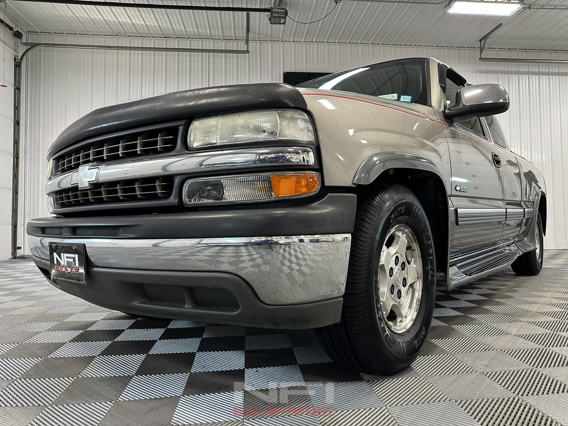 Used 2000 Chevrolet Silverado 1500 LS image 13