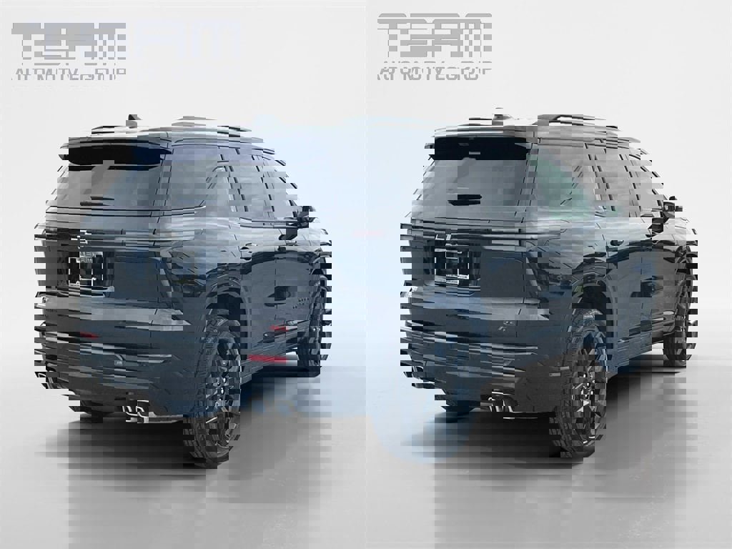 New 2026 Chevrolet Traverse RS w/ LPO, Floor Liner Package image 7