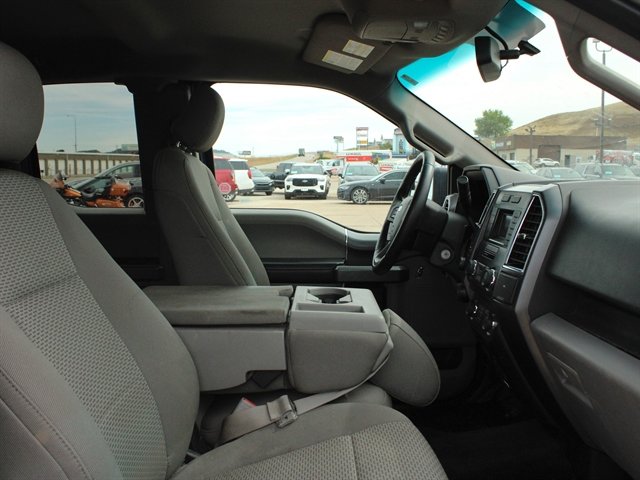 Used 2016 Ford F150 XLT w/ Equipment Group 301A Mid AWD/4WD image 19