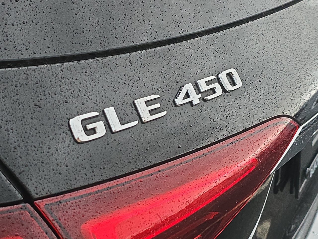 Used 2024 Mercedes-Benz GLE 450 4MATIC image 34