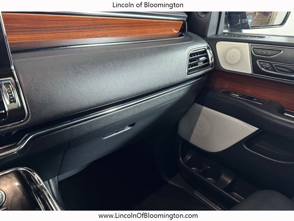 Certified 2022 Lincoln Navigator Reserve image 39