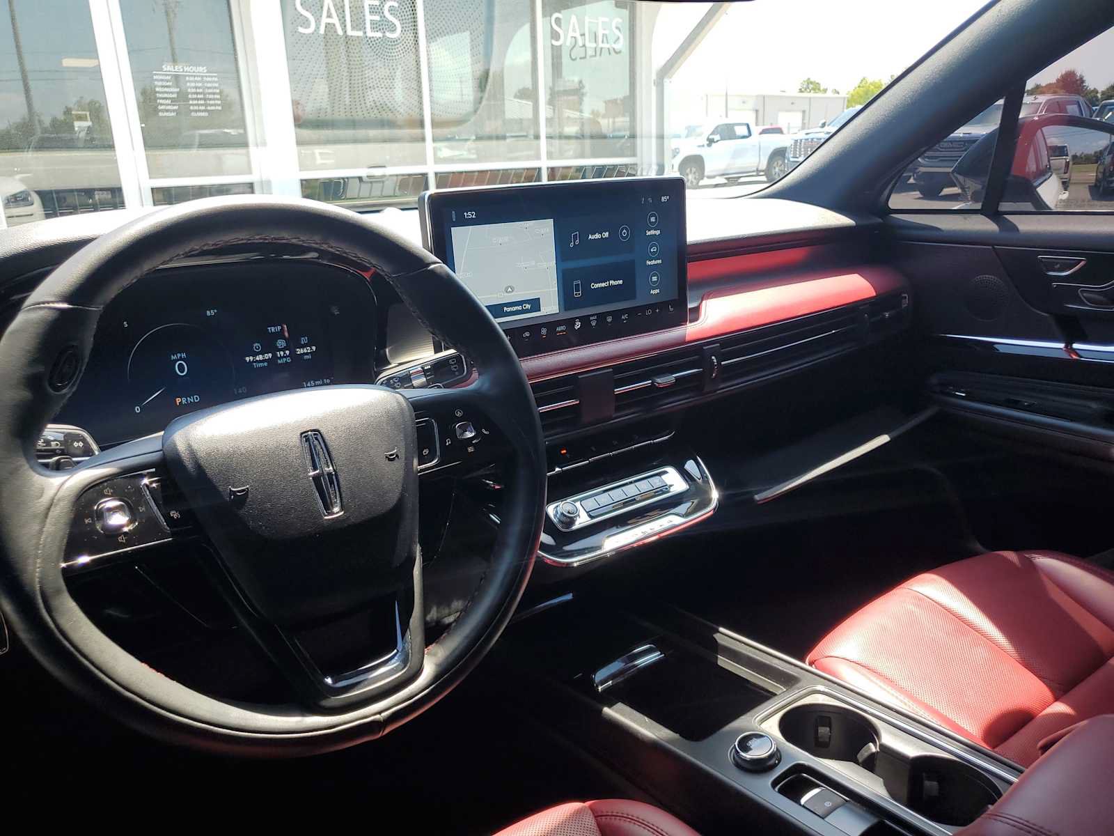 Used 2023 Lincoln Corsair Reserve FWD image 26