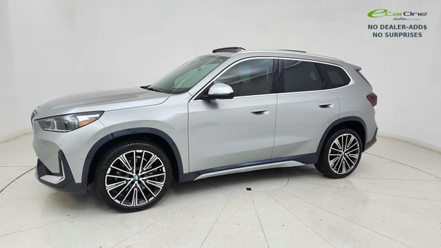 Used 2024 BMW X1 xDrive28i w/ Convenience Package AWD/4WD image 3
