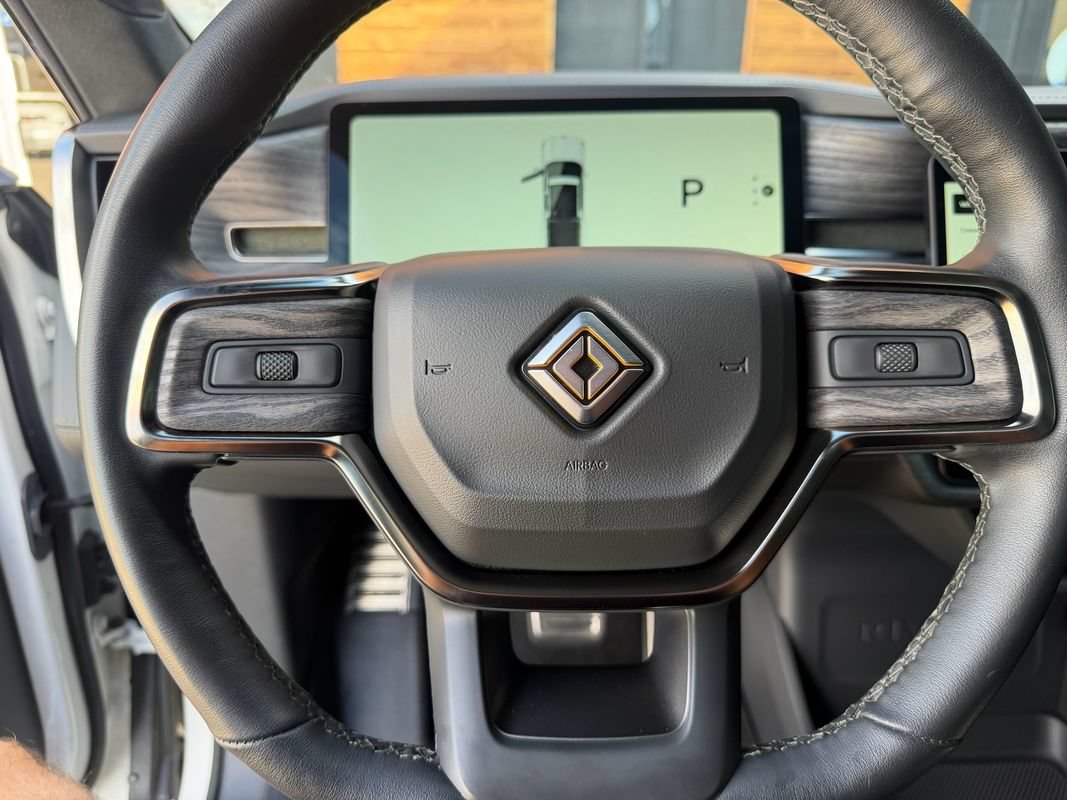 Used 2022 Rivian R1T Adventure AWD/4WD image 32