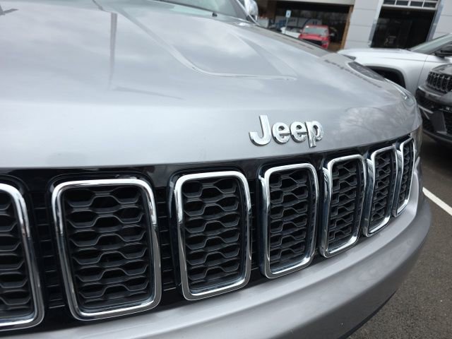 Used 2020 Jeep Grand Cherokee Limited w/ Luxury Group II image 29