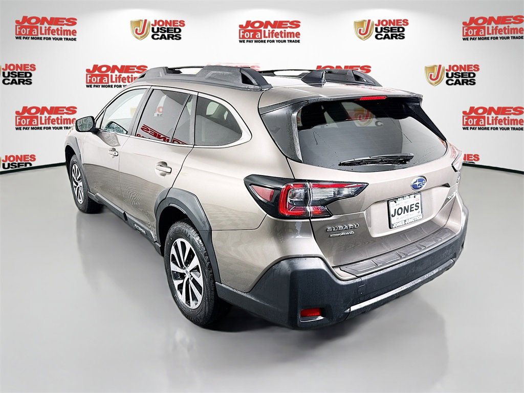 Certified 2024 Subaru Outback Premium image 2