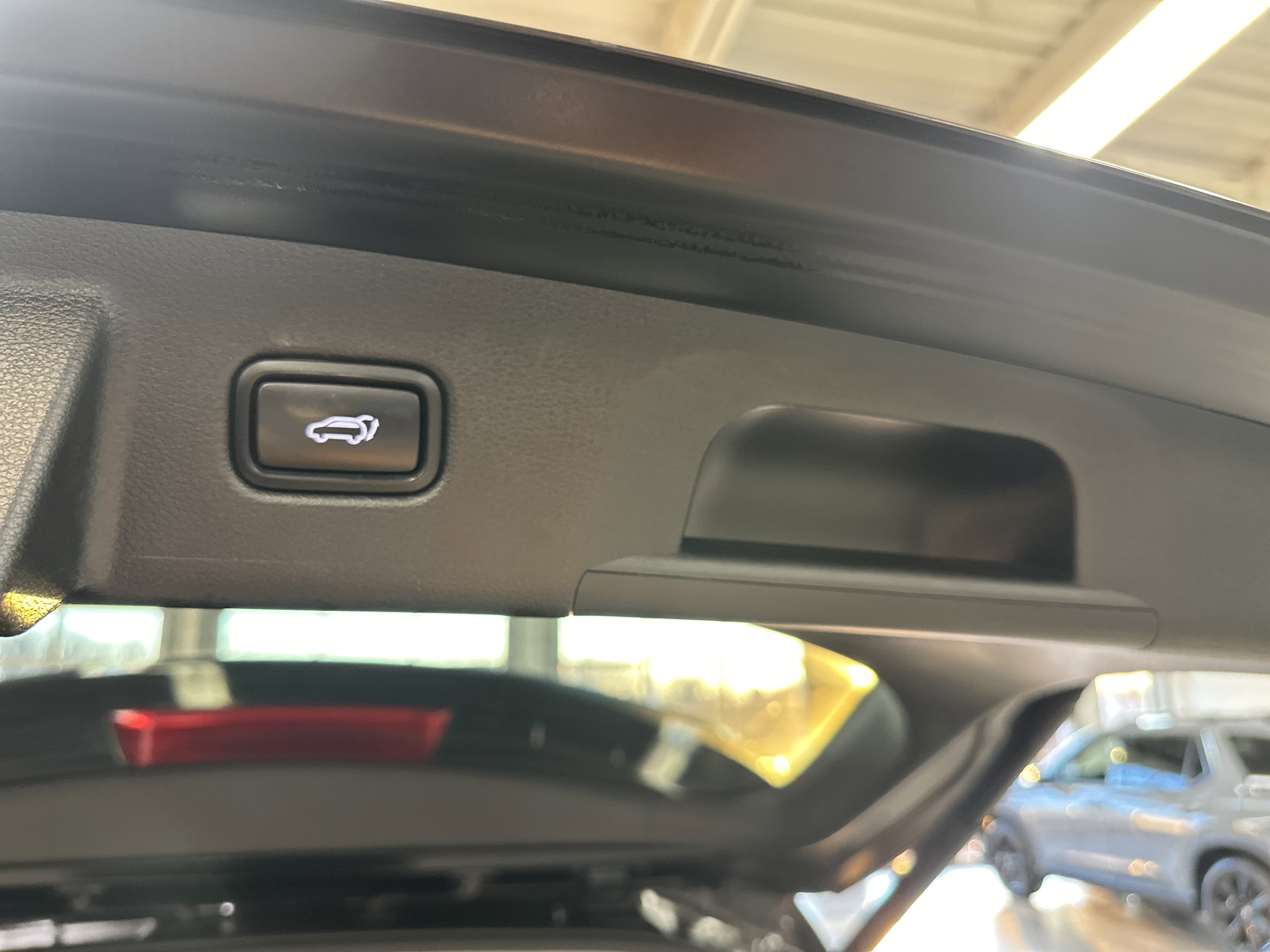 Used 2020 Kia Telluride SX w/ SX Prestige Package image 32