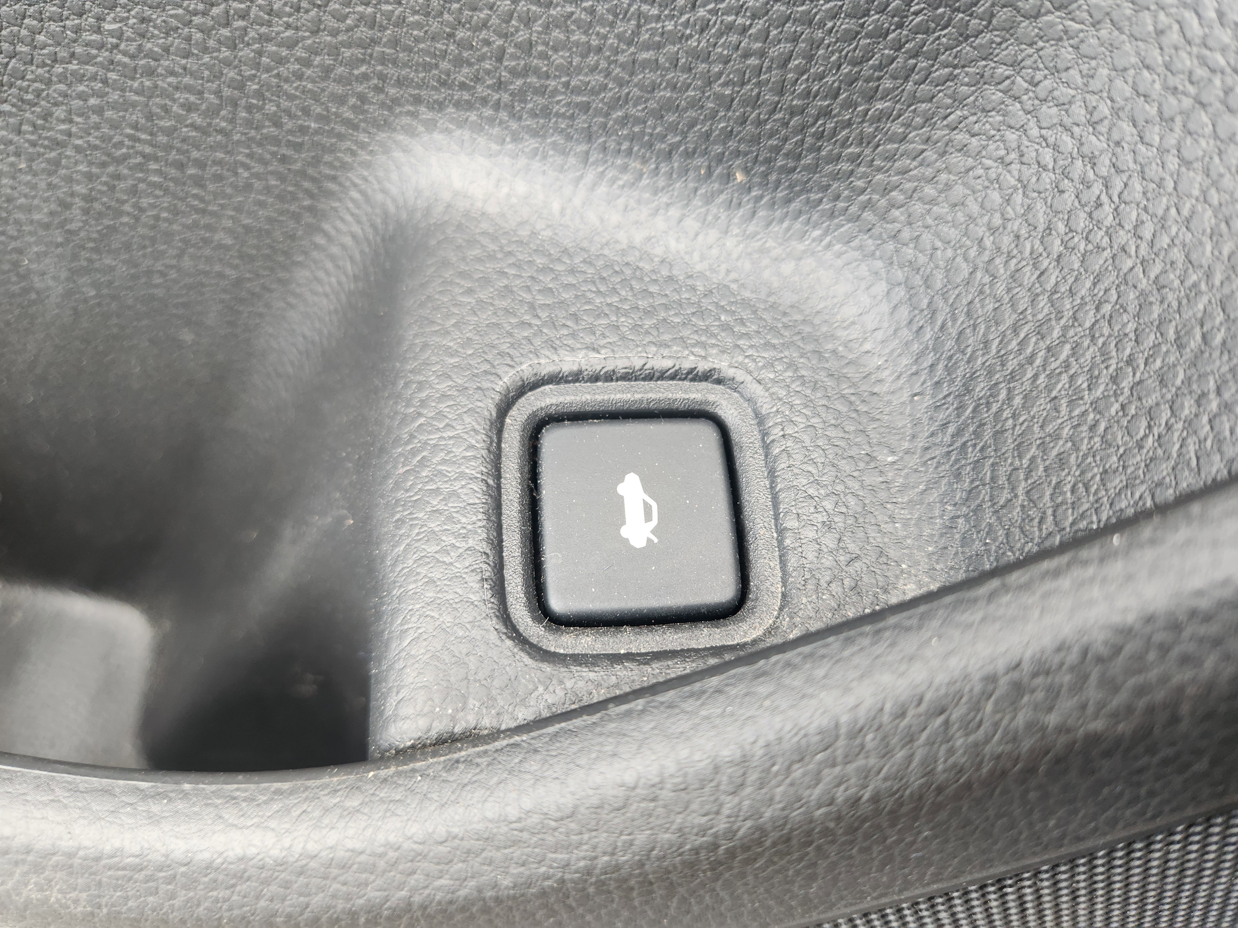 Used 2019 Honda Accord EX image 16