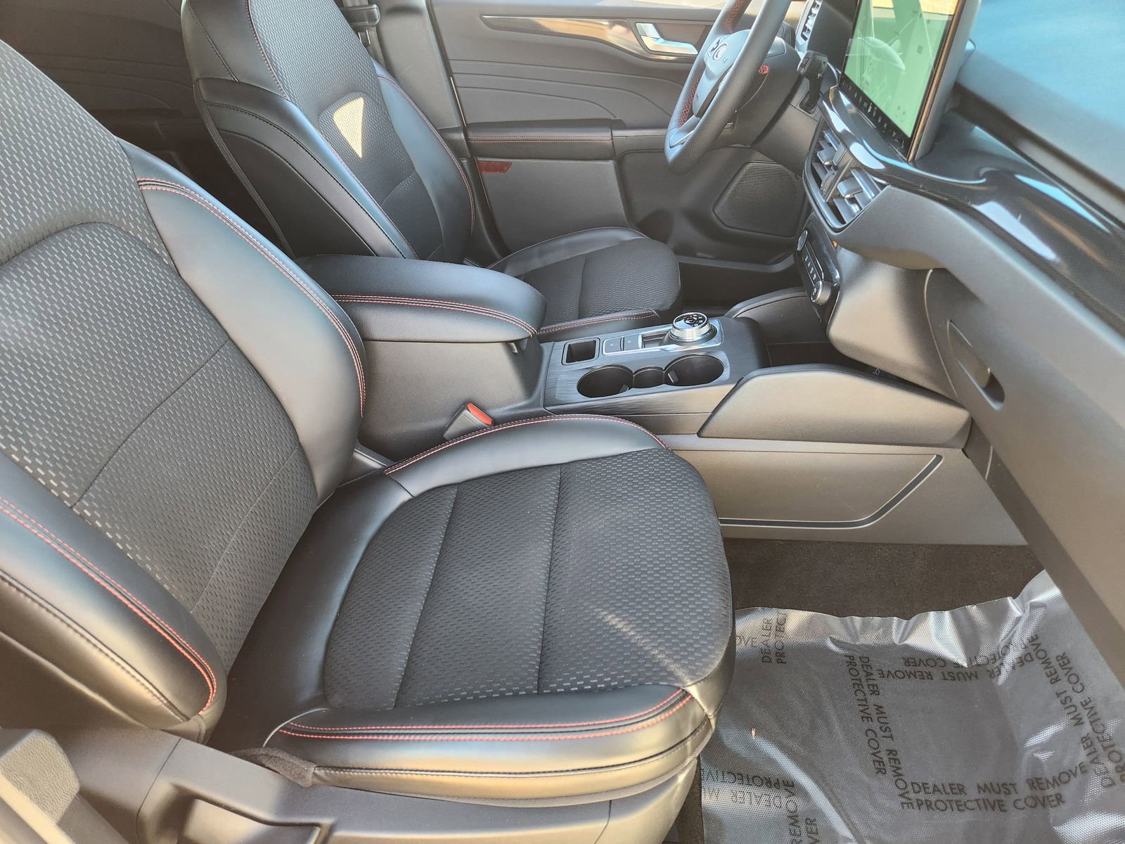 Used 2025 Ford Escape ST-Line w/ Tech Pack #1 image 18