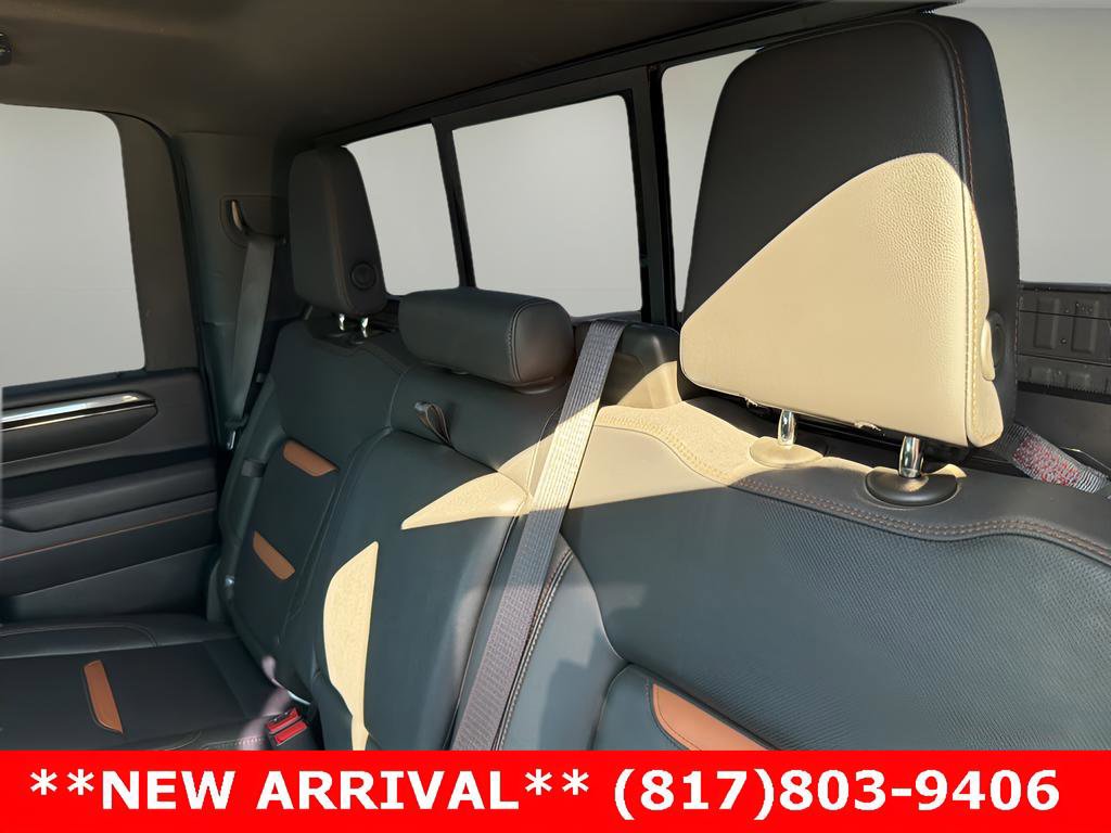 Used 2024 GMC Sierra 2500 AT4 w/ AT4 Premium Plus Package image 18