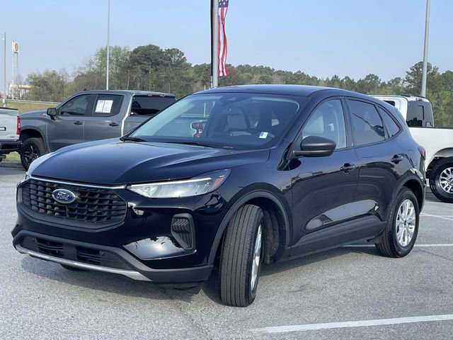 Used 2025 Ford Escape Active FWD image 6
