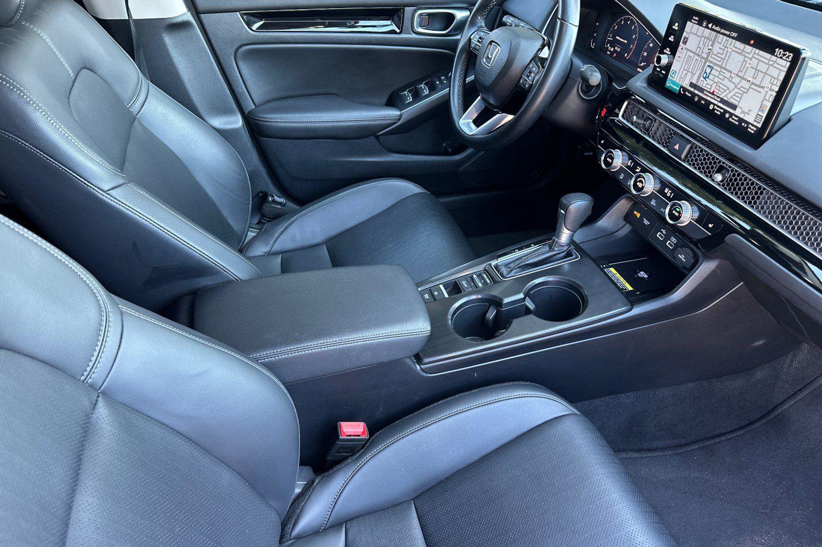 Used 2024 Honda Civic Touring image 16