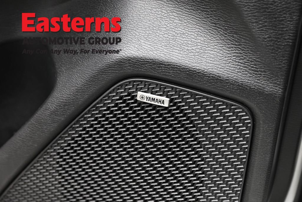 Used 2025 Mitsubishi Outlander SE image 22