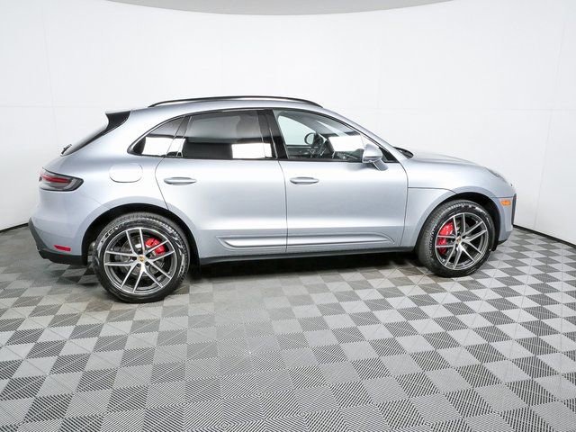 New 2026 Porsche Macan S image 2