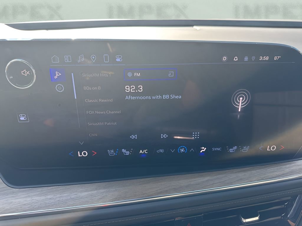 Used 2025 Chevrolet Tahoe High Country w/ Sun And Tow Package image 21