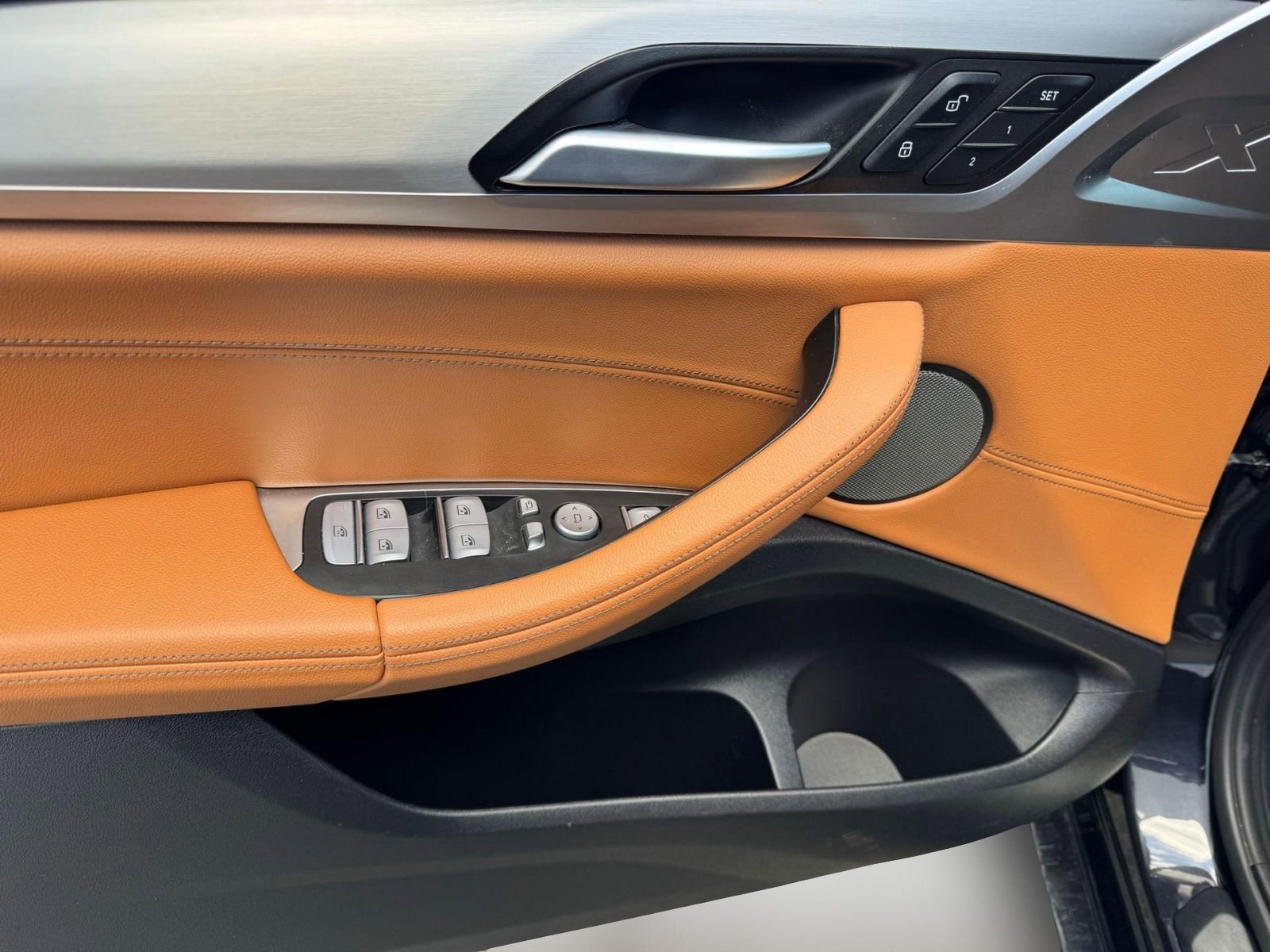 Used 2023 BMW X4 M40i image 8