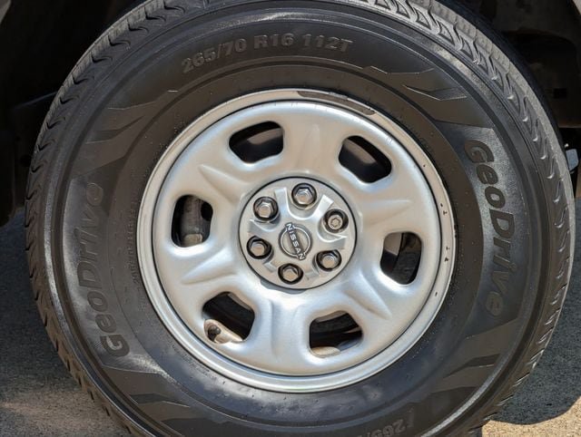Used 2022 Nissan Frontier S w/ Technology Package RWD image 9