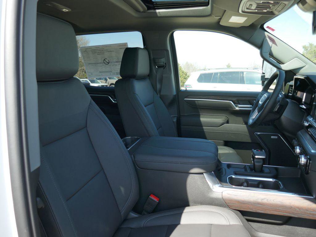 New 2026 GMC Sierra 1500 SLT w/ SLT Premium Plus Package image 10