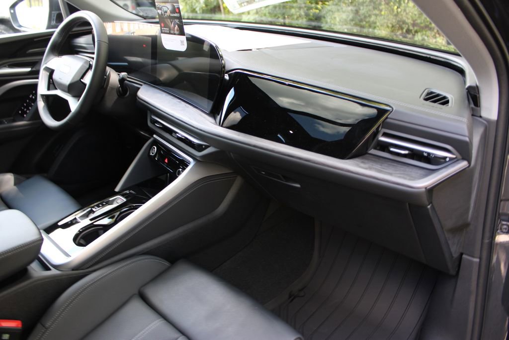 Certified 2025 Audi Q5 Premium Plus w/ Premium Plus image 47
