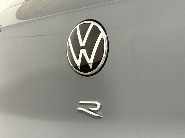 New 2026 Volkswagen Golf 2.0T image 18