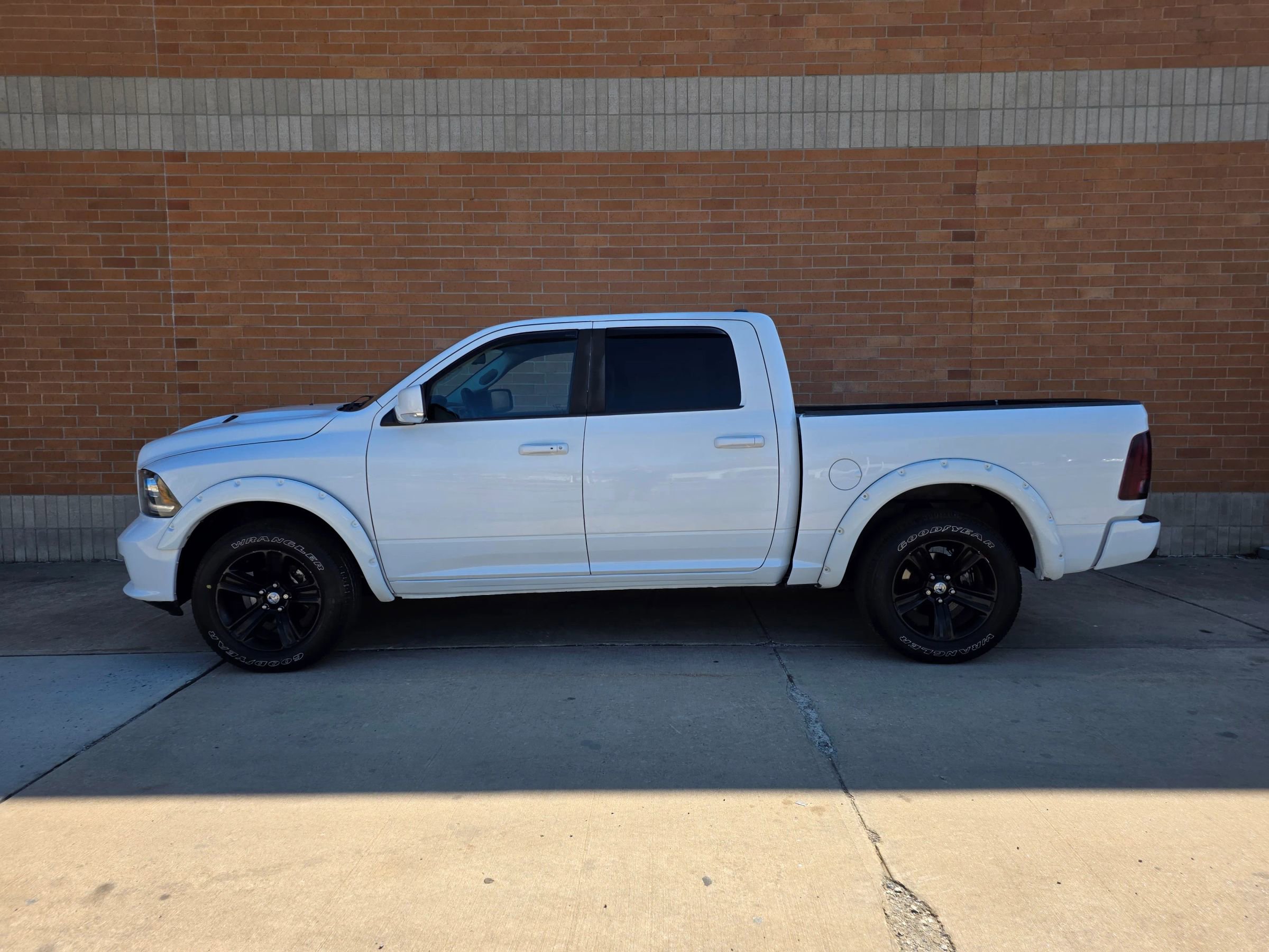 Used 2014 RAM 1500 Sport w/ Sport Premium Group AWD/4WD image 6