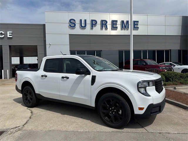New 2025 Ford Maverick XLT w/ Black Appearance Package