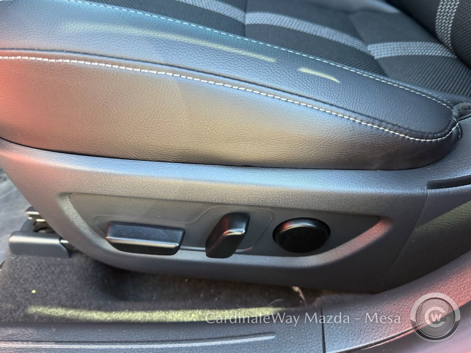 Used 2025 MAZDA CX-50 2.5 Hybrid w/ Preferred Pkg image 22