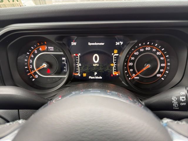 New 2026 Jeep Wrangler Sahara w/ Technology Group image 19