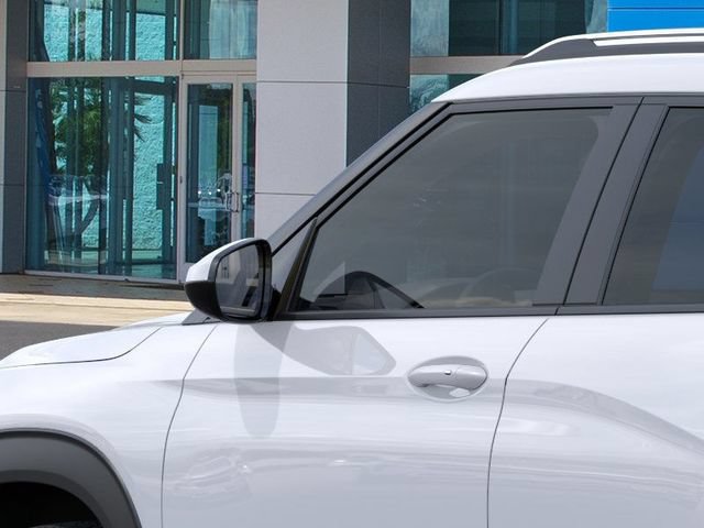 New 2026 Chevrolet TrailBlazer LT w/ Driver Confidence Package FWD image 38