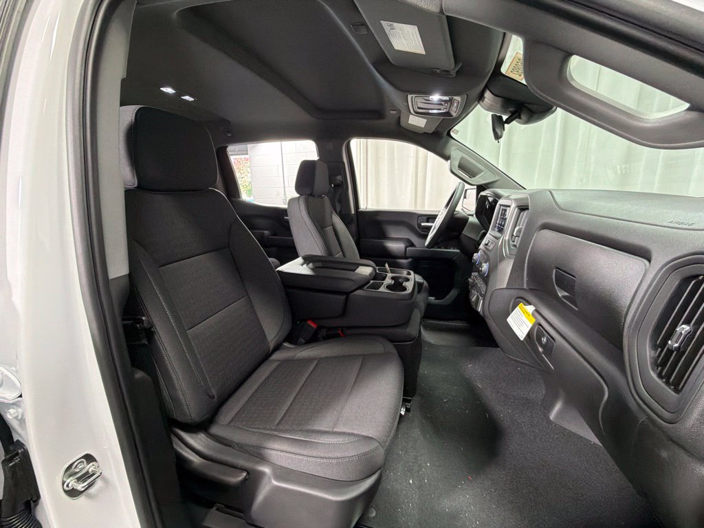 New 2026 Chevrolet Silverado 1500 Custom AWD/4WD image 30
