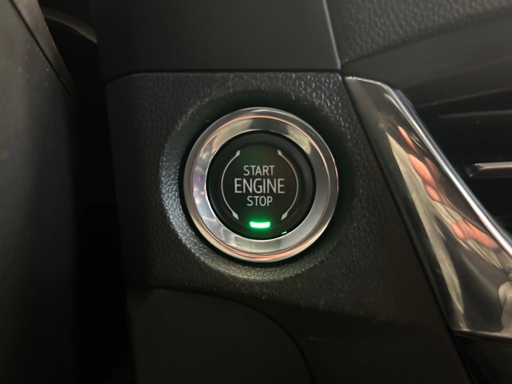 Used 2025 Buick Encore GX Sport Touring image 18