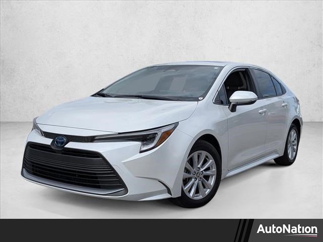 Used 2024 Toyota Corolla XLE FWD image 1