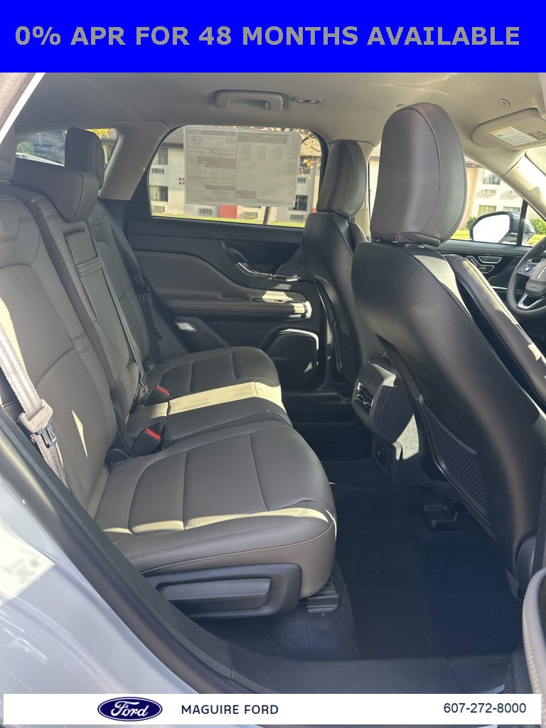 New 2025 Lincoln Corsair AWD w/ Rear Removable Package Tray image 12