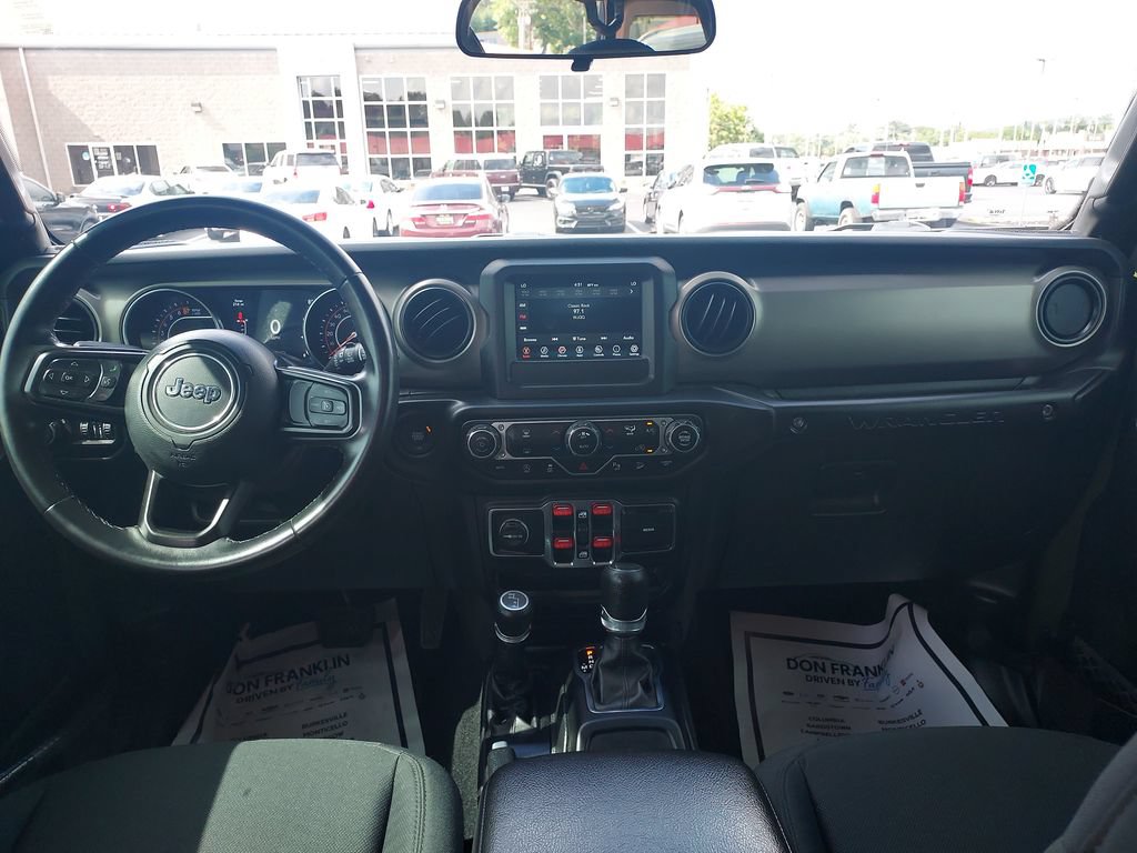 Used 2021 Jeep Wrangler Unlimited Sport AWD/4WD image 12