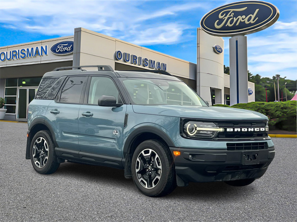 Used 2023 Ford Bronco Sport Outer Banks w/ Tech Package image 1