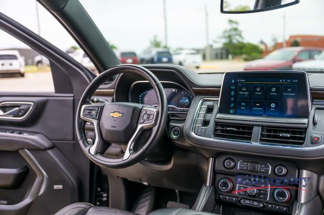 Used 2023 Chevrolet Suburban Premier RWD image 15