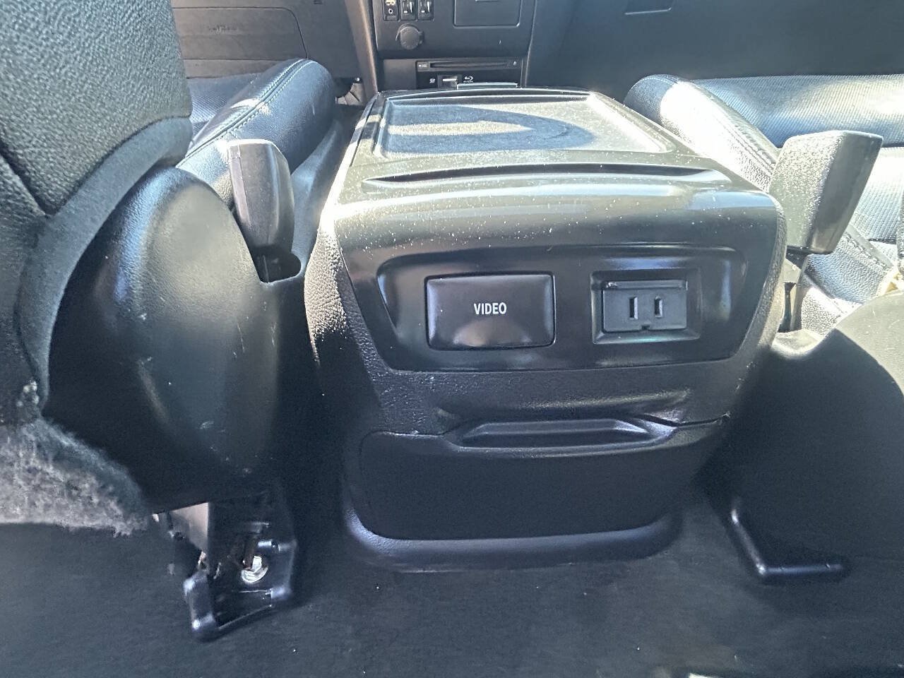 Used 2017 Toyota Sienna SE Premium FWD image 14