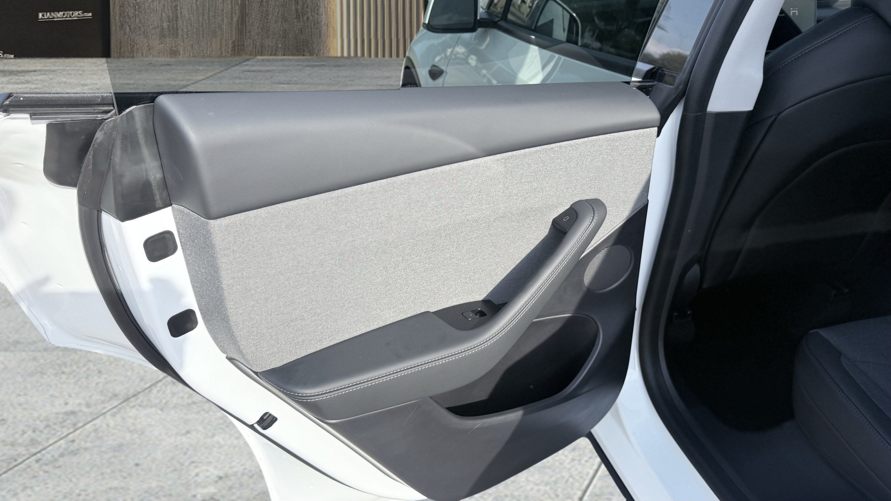 Used 2026 Tesla Model Y 2WD image 25