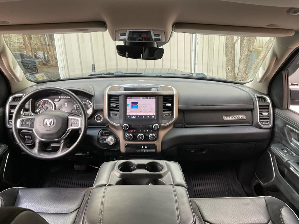 Used 2022 RAM 1500 Laramie AWD/4WD image 18