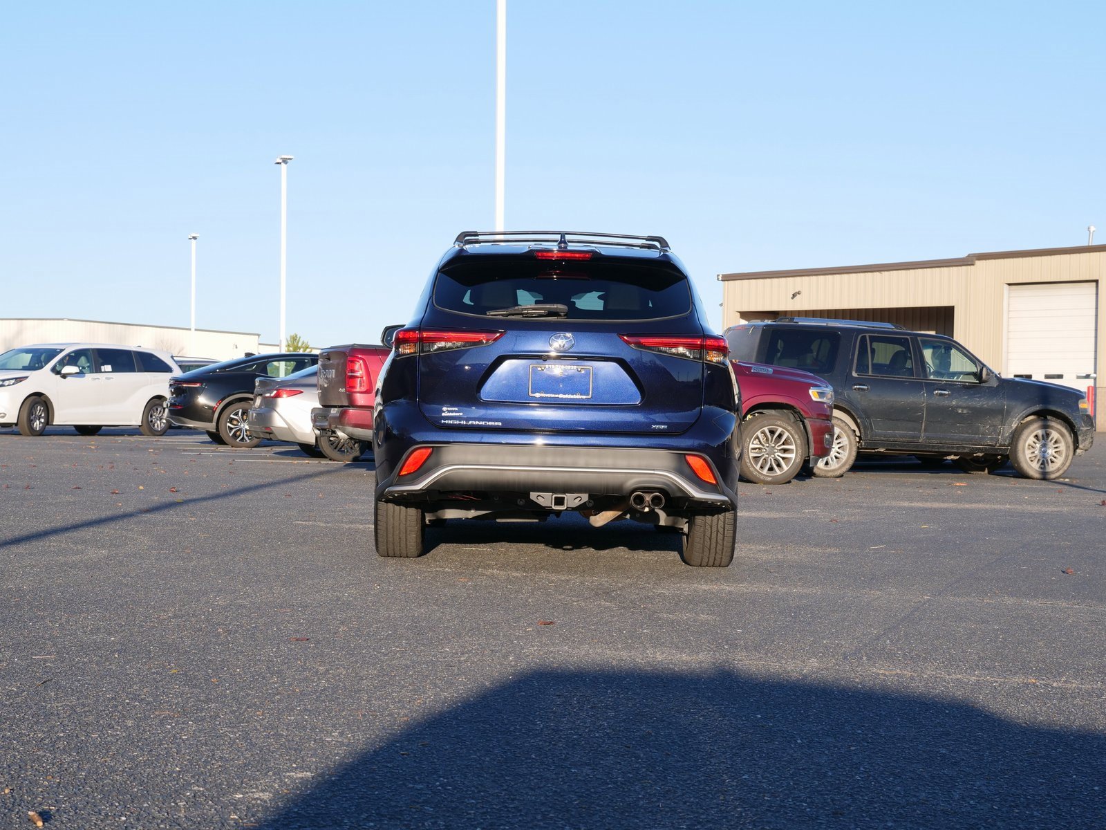 Used 2021 Toyota Highlander XSE image 4