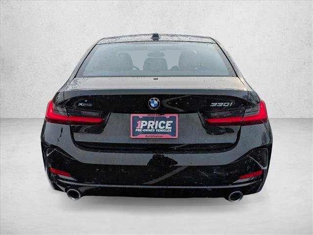 Used 2025 BMW 330i xDrive Sedan image 6