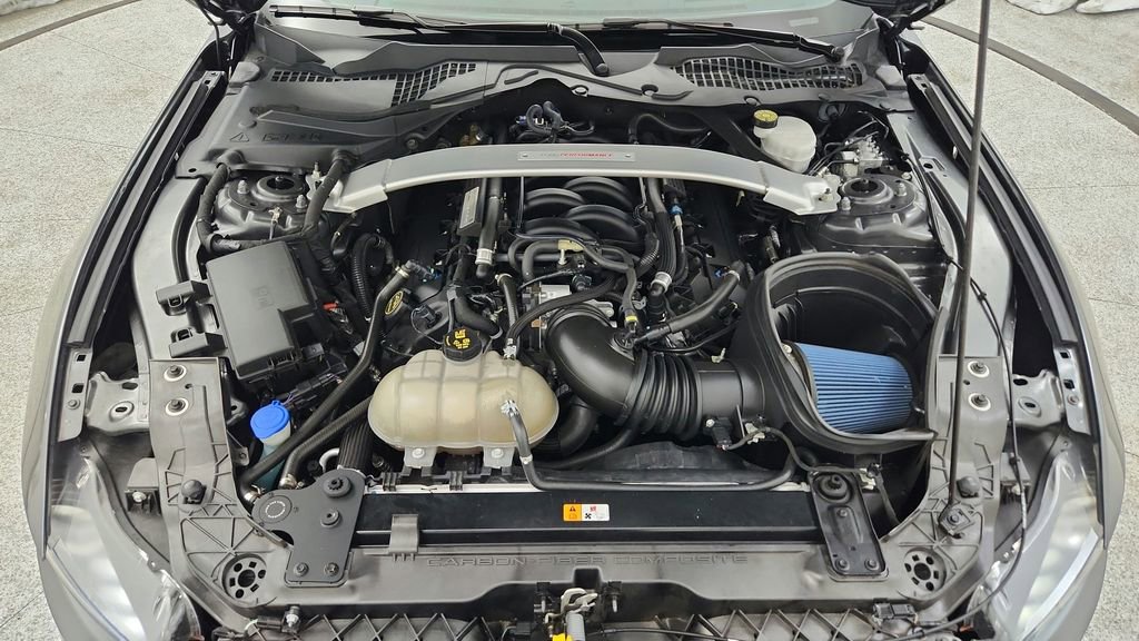 Used 2020 Ford Mustang Shelby GT350 w/ Technology Package RWD image 42