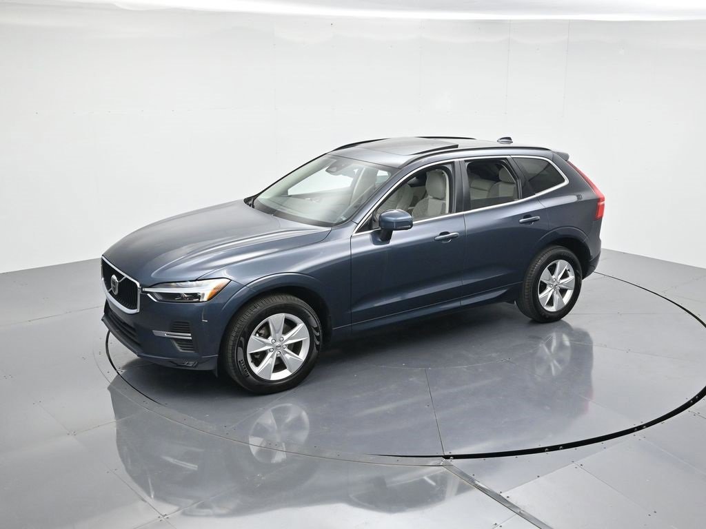 Used 2022 Volvo XC60 B5 Momentum image 38