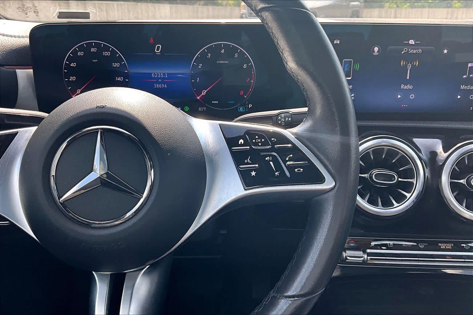 Used 2025 Mercedes-Benz CLA 250 4MATIC image 25