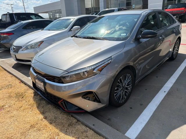Used 2022 Kia Forte GT-Line FWD image 2
