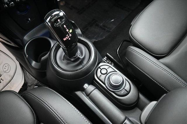Used 2024 MINI Cooper S FWD image 18