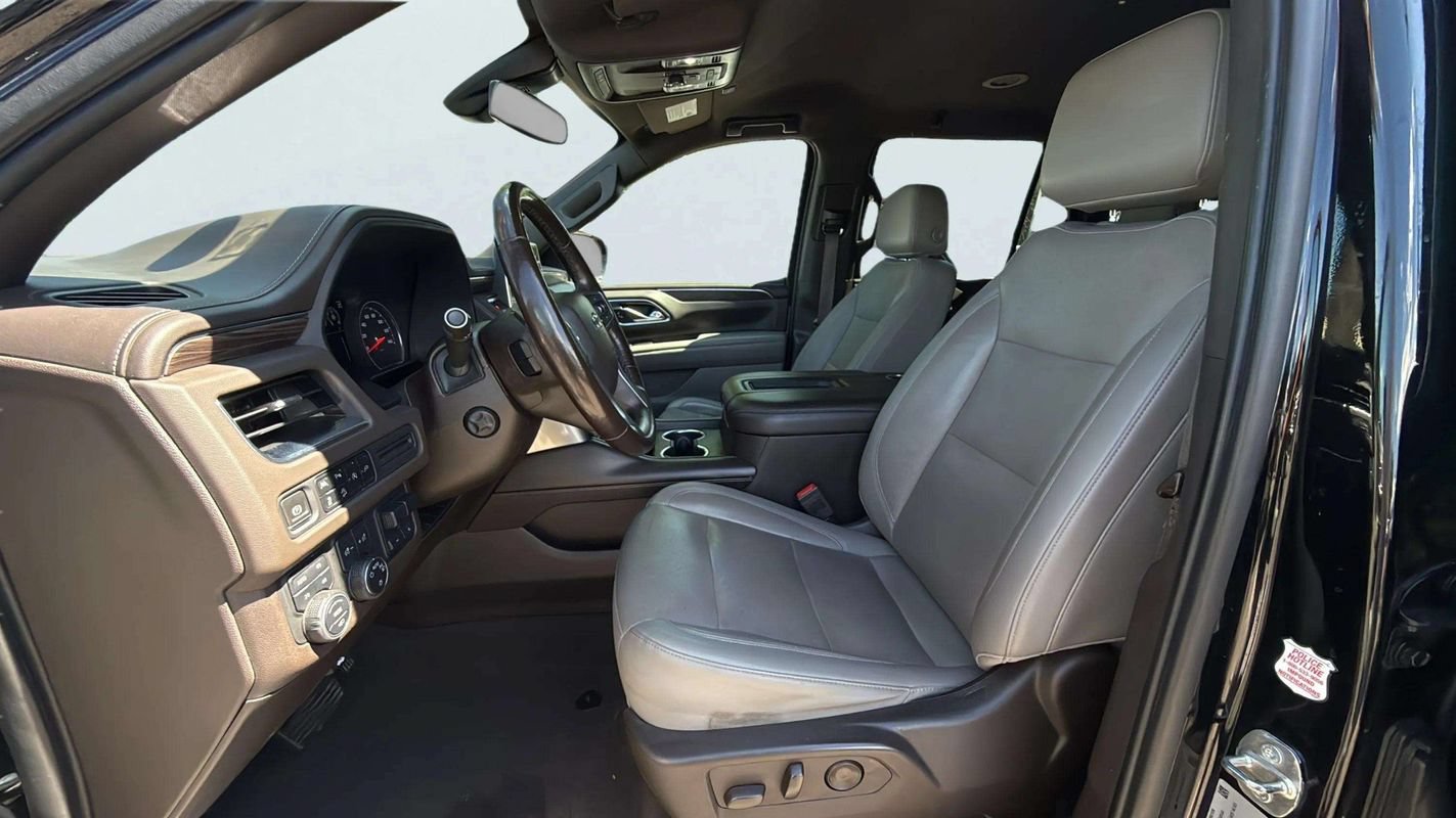 Used 2021 Chevrolet Tahoe Z71 w/ Z71 Off-Road Package AWD/4WD image 16