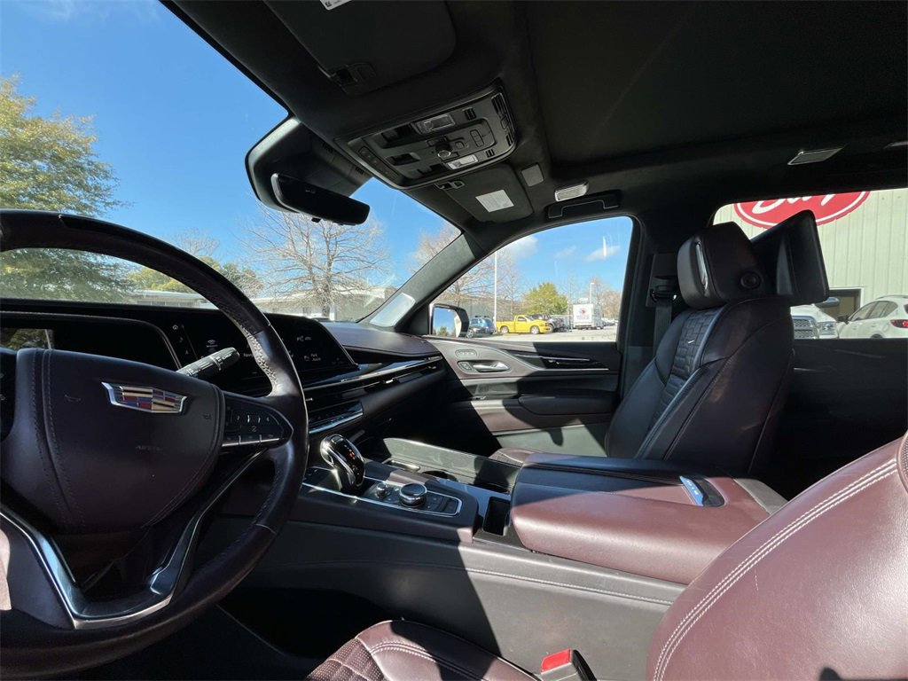 Used 2021 Cadillac Escalade Sport Platinum image 11