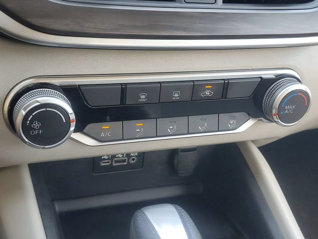 Used 2025 Nissan Altima 2.5 SV FWD image 26