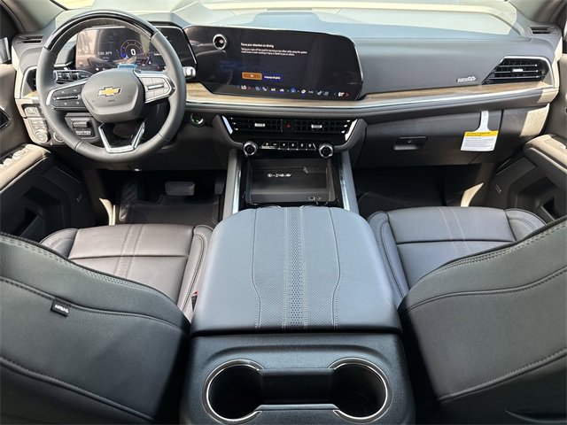 New 2025 Chevrolet Suburban High Country image 10